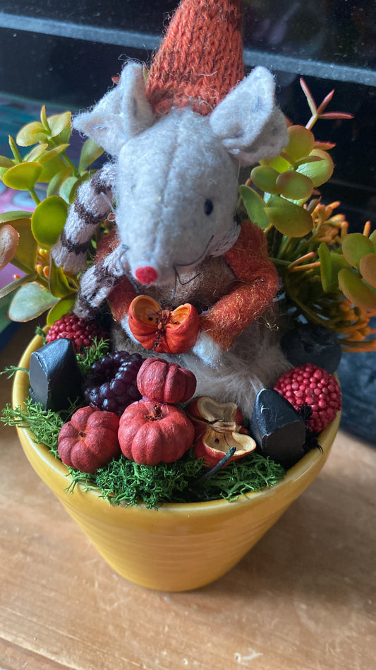 Autumn Harvest Mouse